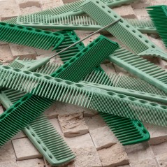 Y.S. Park Cutting Comb YS-338 Menthe